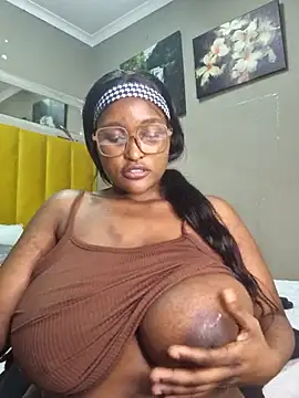 Bustygoddess32 online show from March 2025 09:04:02 PM