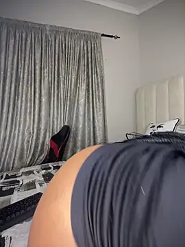 Bustygoddess32 online show from April 2026 12:13:01 AM
