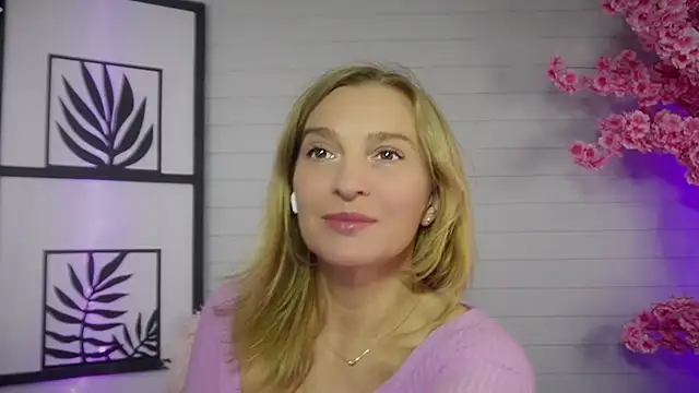 Snapshot of ms_natty chatting on October 2025 07:13:01 PM ms natty online show from October 2025 07:13:01 PM