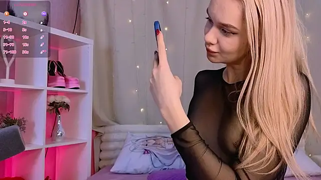Snapshot of Viena_dias chatting on February 2025 07:47:02 AM Viena dias online show from February 2025 07:47:02 AM