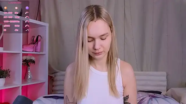 Snapshot of Viena_dias chatting on March 2025 09:14:01 AM Viena dias online show from March 2025 09:14:01 AM