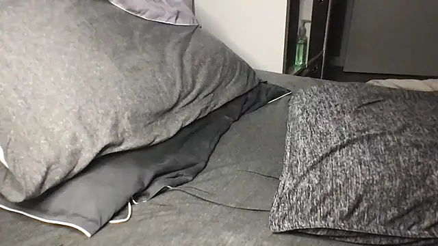 Thomas lovetolicku online show from September 2025 04:17:01 PM