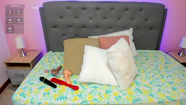 julieth love  online show from November 2025 02:09:01 PM