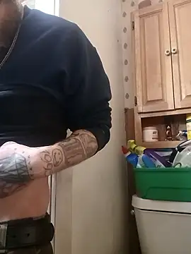 Snapshot of LongDickLance chatting on January 2026 09:40:02 PM LongDickLance online show from January 2026 09:40:02 PM