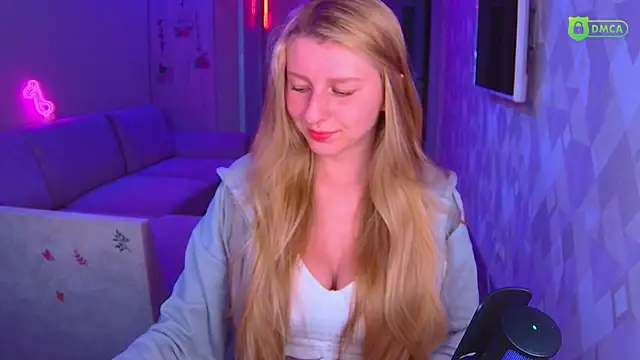 AmaliaQueen online show from November 2025 01:55:02 PM