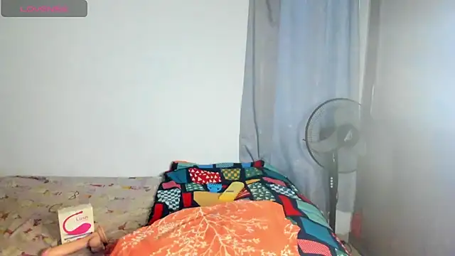 Snapshot of xia_ebonyts chatting on October 2025 11:07:01 AM xia ebonyts online show from October 2025 11:07:01 AM