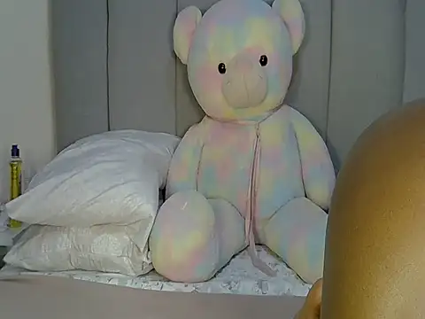 pretty leila2 online show from May 2026 09:44:02 PM