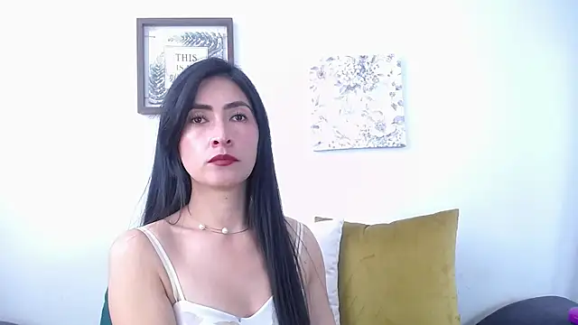 Snapshot of JainaRogers chatting on May 2026 06:16:01 PM JainaRogers online show from May 2026 06:16:01 PM