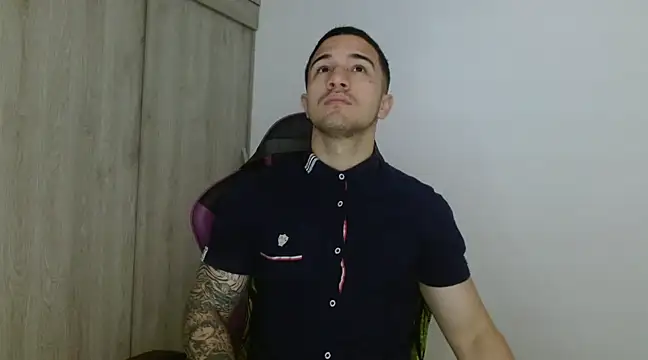 Sisoyalejo420 online show from December 2024 03:32:02 PM
