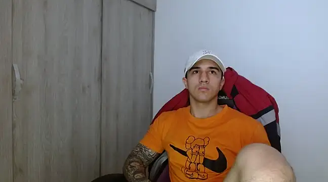 Sisoyalejo420 online show from December 2024 01:23:01 AM