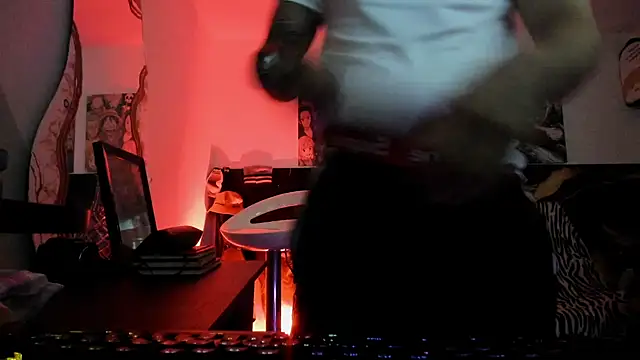 Sisoyalejo420 online show from December 2025 01:43:02 AM