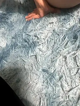 POCARI SWEAT online show from November 2025 12:05:02 PM