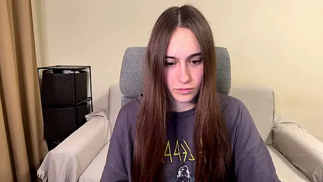 AliceKolltt online show from March 2026 09:08:01 PM