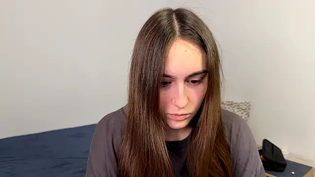 AliceKolltt online show from April 2026 01:53:01 AM