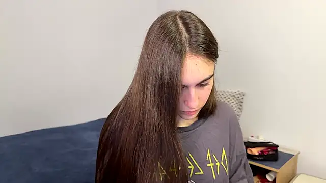 AliceKolltt online show from May 2026 07:31:01 PM