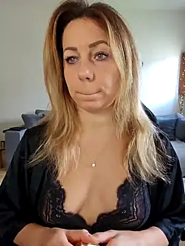 angela 88 online show from January 2025 10:54:01 AM