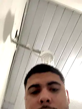 Casal Safado  online show from November 2025 01:15:01 AM