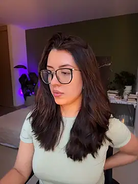 EmaSaenz online show from June 2026 11:15:02 PM