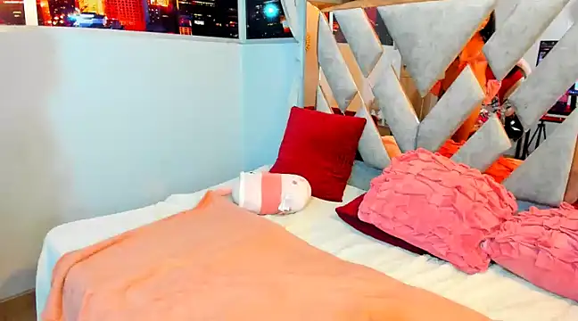 Kendall Sophy online show from March 2025 10:31:02 PM