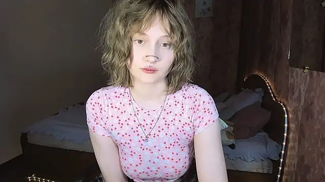 Snapshot of MariaMango chatting on April 2026 06:30:02 PM MariaMango online show from April 2026 06:30:02 PM