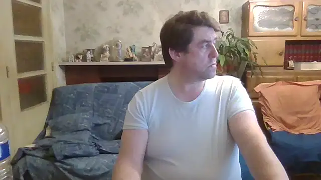 Snapshot of sympatrique chatting on December 2024 11:14:02 PM sympatrique online show from December 2024 11:14:02 PM