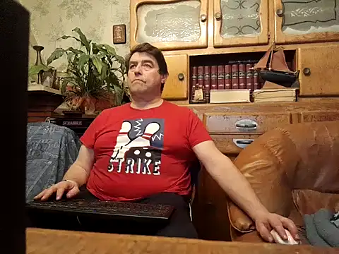 Snapshot of sympatrique chatting on December 2024 06:38:01 PM sympatrique online show from December 2024 06:38:01 PM