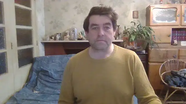 Snapshot of sympatrique chatting on December 2024 10:01:02 AM sympatrique online show from December 2024 10:01:02 AM