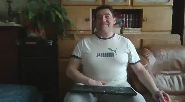 Snapshot of sympatrique chatting on February 2025 04:23:02 PM sympatrique online show from February 2025 04:23:02 PM