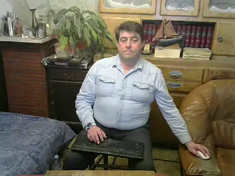 Snapshot of sympatrique chatting on March 2025 05:46:01 PM sympatrique online show from March 2025 05:46:01 PM