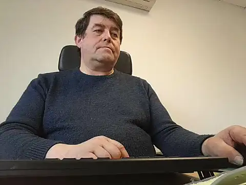 Snapshot of sympatrique chatting on October 2025 09:20:01 AM sympatrique online show from October 2025 09:20:01 AM