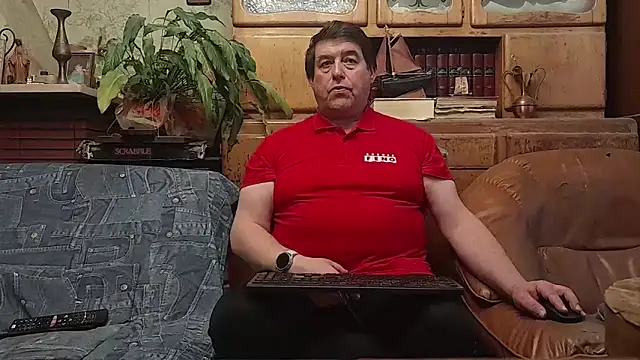 Snapshot of sympatrique chatting on November 2025 10:17:01 AM sympatrique online show from November 2025 10:17:01 AM