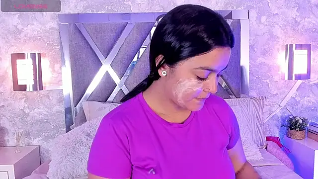 Snapshot of alina_stark chatting on March 2026 07:53:02 PM alina stark online show from March 2026 07:53:02 PM