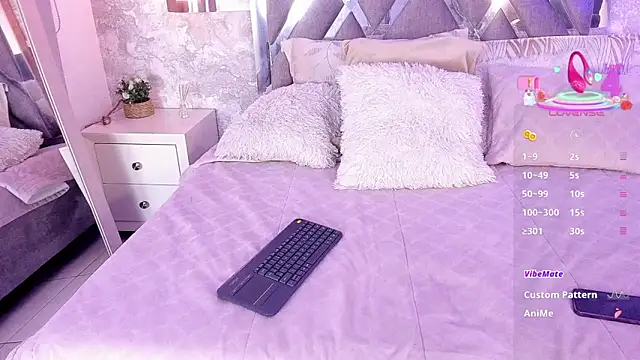 Snapshot of alina_stark chatting on March 2026 08:03:01 PM alina stark online show from March 2026 08:03:01 PM