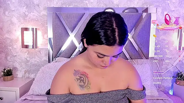 Snapshot of alina_stark chatting on March 2026 08:32:01 PM alina stark online show from March 2026 08:32:01 PM