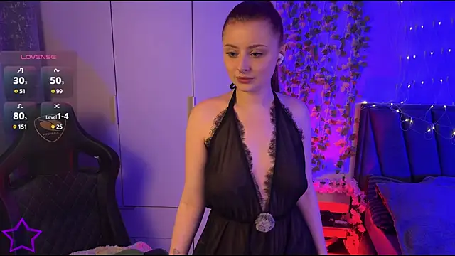 RozieRose online show from April 2026 09:17:01 PM