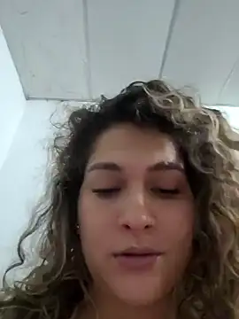 Snapshot of Sara_smiiith211 chatting on December 2024 09:37:01 PM Sara smiiith211 online show from December 2024 09:37:01 PM