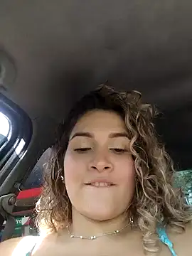 Snapshot of Sara_smiiith211 chatting on December 2024 07:38:02 PM Sara smiiith211 online show from December 2024 07:38:02 PM