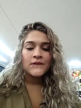 Snapshot of Sara_smiiith211 chatting on December 2024 01:26:01 AM Sara smiiith211 online show from December 2024 01:26:01 AM