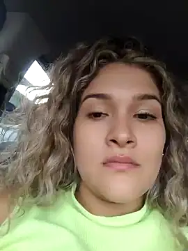 Snapshot of Sara_smiiith211 chatting on December 2024 09:41:01 PM Sara smiiith211 online show from December 2024 09:41:01 PM