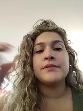 Snapshot of Sara_smiiith211 chatting on December 2024 12:07:02 AM Sara smiiith211 online show from December 2024 12:07:02 AM