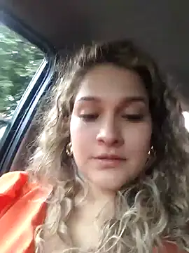 Snapshot of Sara_smiiith211 chatting on January 2025 10:43:02 PM Sara smiiith211 online show from January 2025 10:43:02 PM