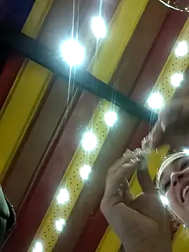 Snapshot of Sara_smiiith211 chatting on January 2025 12:06:01 AM Sara smiiith211 online show from January 2025 12:06:01 AM