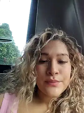 Snapshot of Sara_smiiith211 chatting on January 2025 04:39:01 PM Sara smiiith211 online show from January 2025 04:39:01 PM