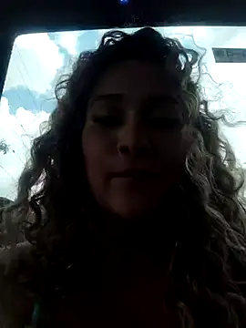 Snapshot of Sara_smiiith211 chatting on February 2025 04:24:02 PM Sara smiiith211 online show from February 2025 04:24:02 PM