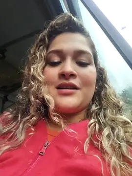 Snapshot of Sara_smiiith211 chatting on March 2025 09:53:01 PM Sara smiiith211 online show from March 2025 09:53:01 PM