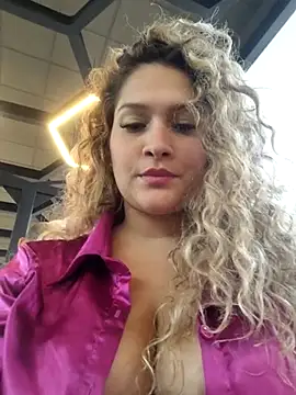 Snapshot of Sara_smiiith211 chatting on March 2025 02:07:02 AM Sara smiiith211 online show from March 2025 02:07:02 AM