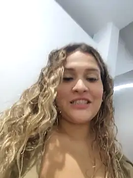 Snapshot of Sara_smiiith211 chatting on March 2025 01:48:01 AM Sara smiiith211 online show from March 2025 01:48:01 AM