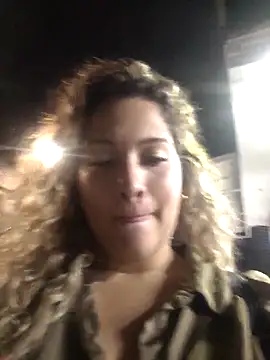 Snapshot of Sara_smiiith211 chatting on March 2025 04:54:02 AM Sara smiiith211 online show from March 2025 04:54:02 AM