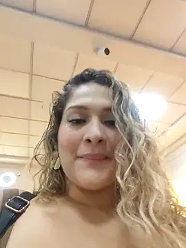 Snapshot of Sara_smiiith211 chatting on March 2025 12:45:01 AM Sara smiiith211 online show from March 2025 12:45:01 AM