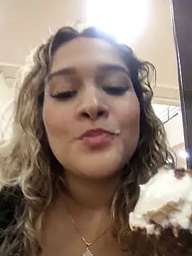 Snapshot of Sara_smiiith211 chatting on March 2025 12:17:01 AM Sara smiiith211 online show from March 2025 12:17:01 AM